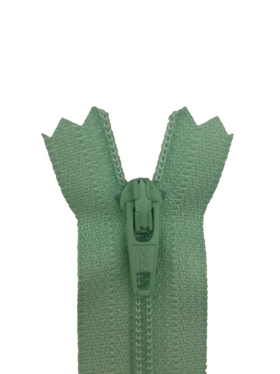 ERFC256-4-871 - YKK NYLON DRESS/ SKIRT ZIP 4 inch 10 cm 871 MINT