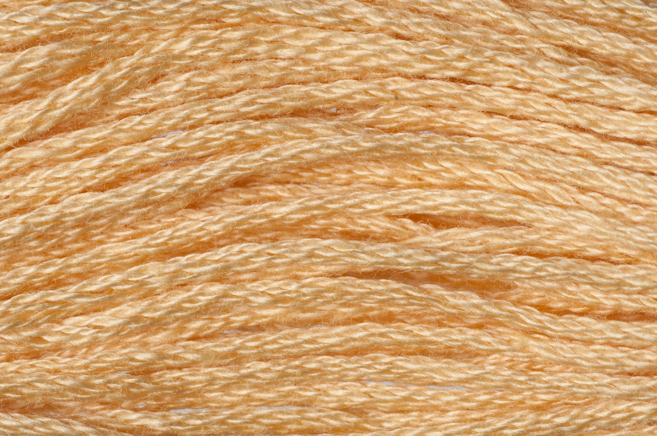 GE0221 - TRIMITS STRANDED COTTON 8m Col 221 DARK CREAM