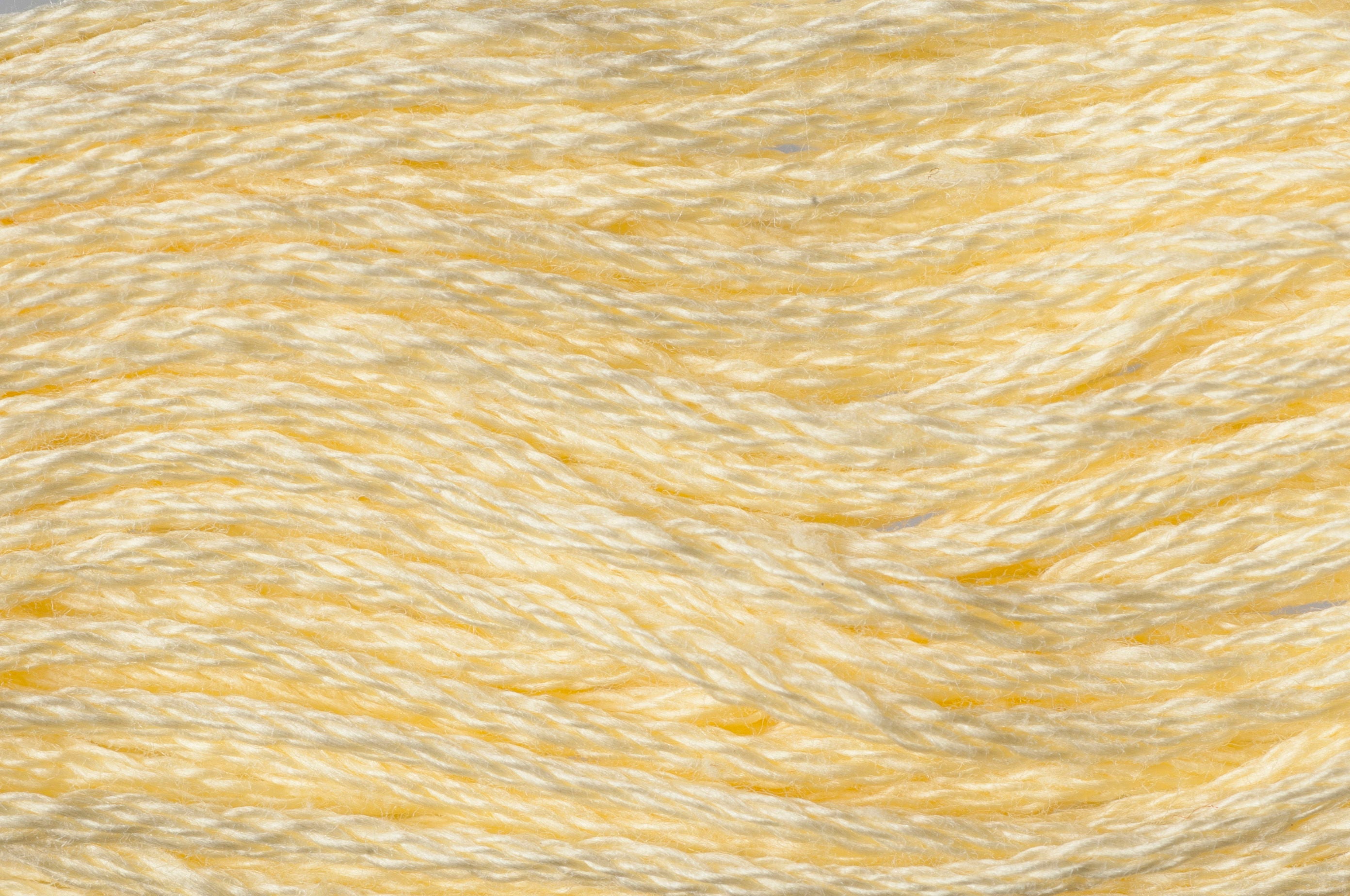 GE0241 - TRIMITS STRANDED COTTON 8m Co. 241 PALE LEMON