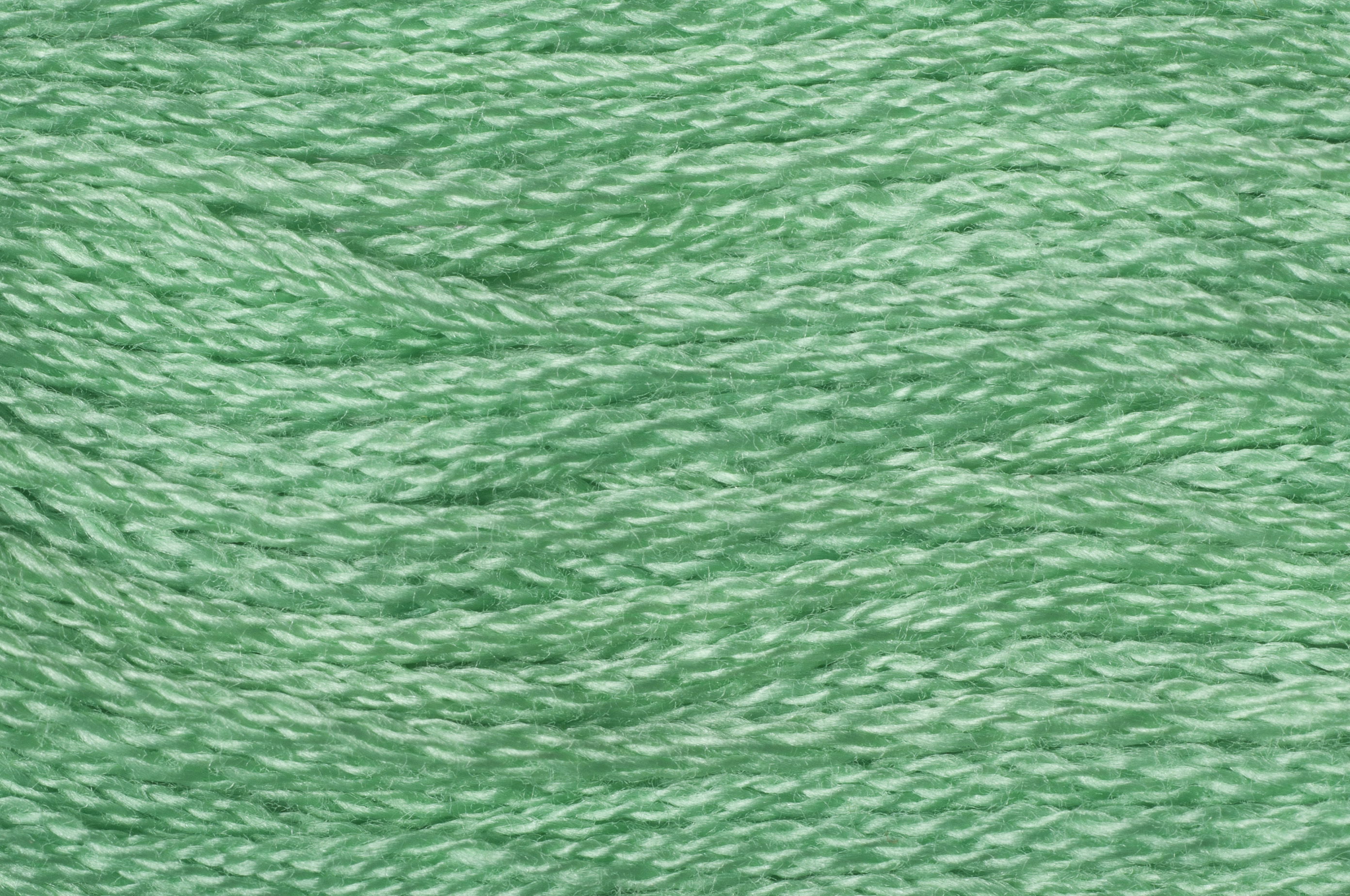 GE0633 - TRIMITS STRANDED COTTON 8m Col 633 APPLE GREEN