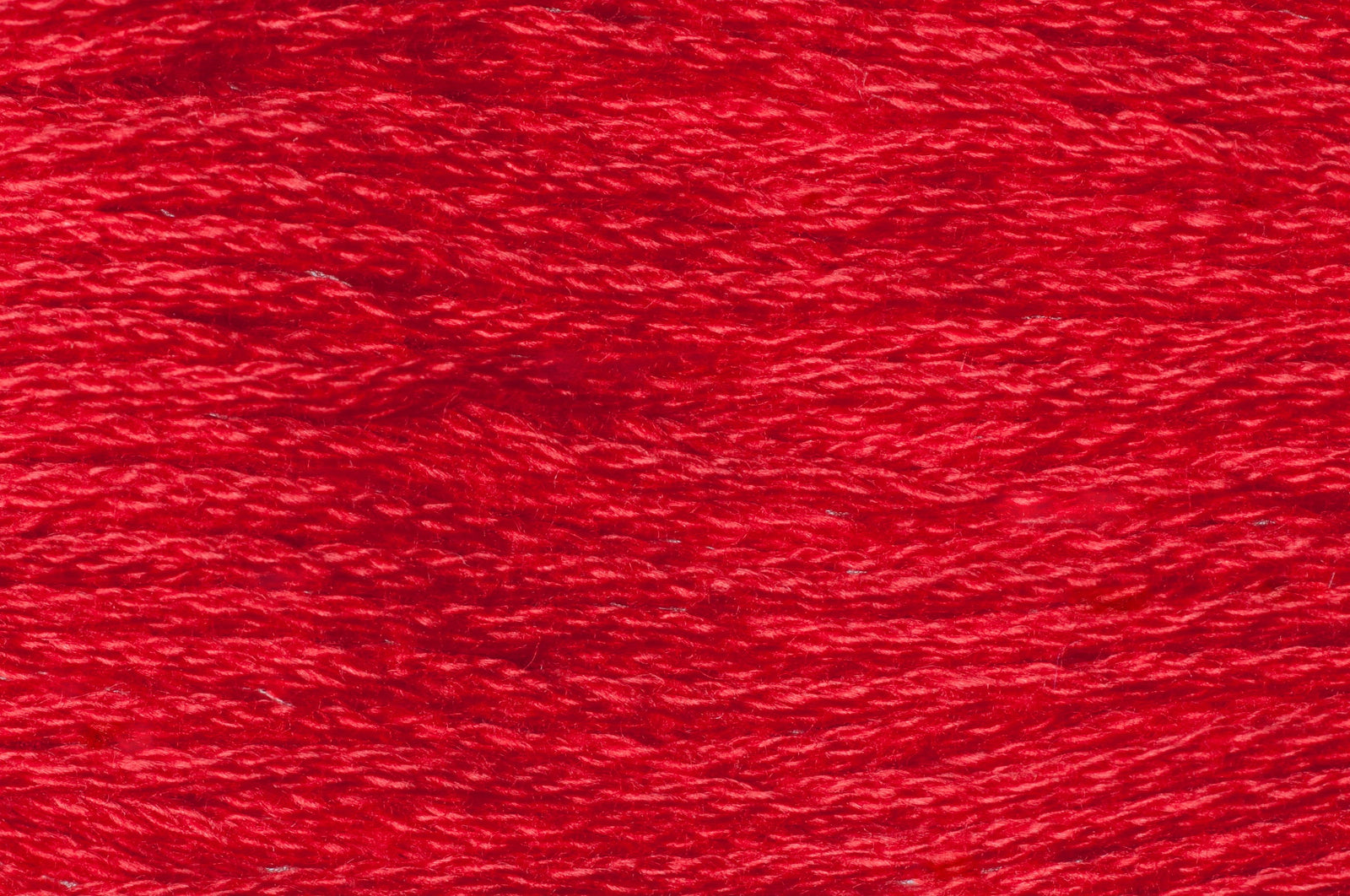 GE3221 - TRIMITS STRANDED COTTON 8m 3221 CHERRY RED