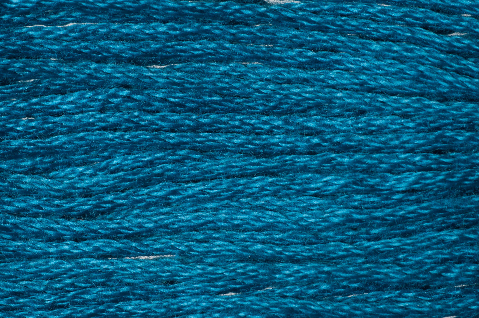 GE5323 - TRIMITS STRANDED COTTON 8m 5323 Col AEGAN BLUE