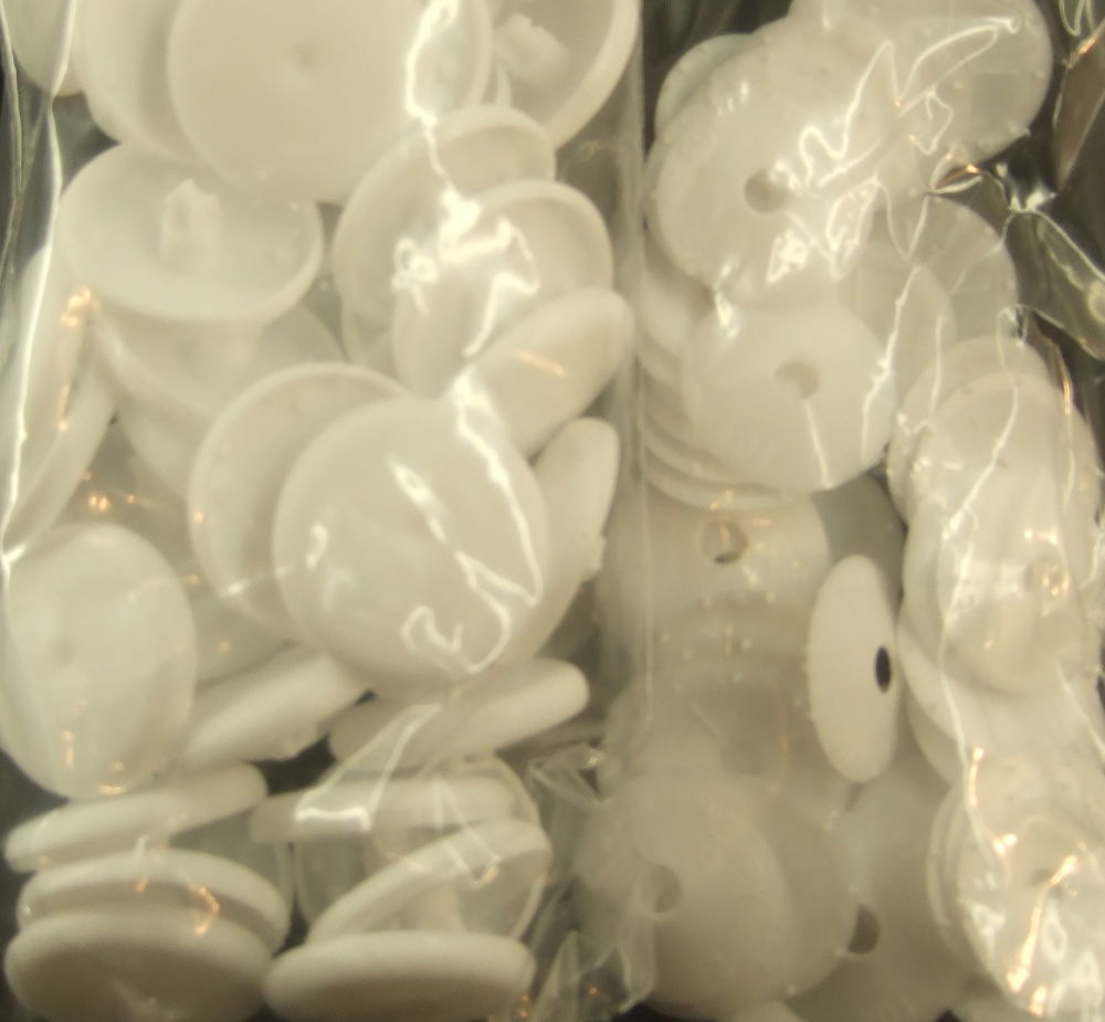 P323247 - Cover Buttons plastic white 29mm x 50pc