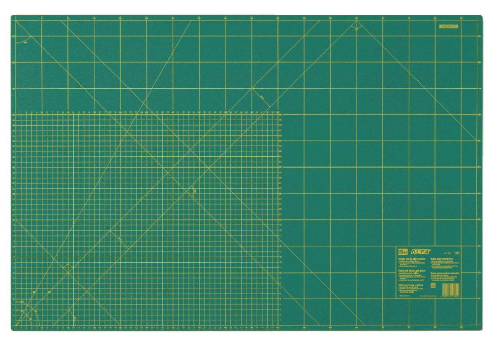 P611382 - Cutting Mat for rotary cutters  cm/inch scale 90x60cm x 1pc