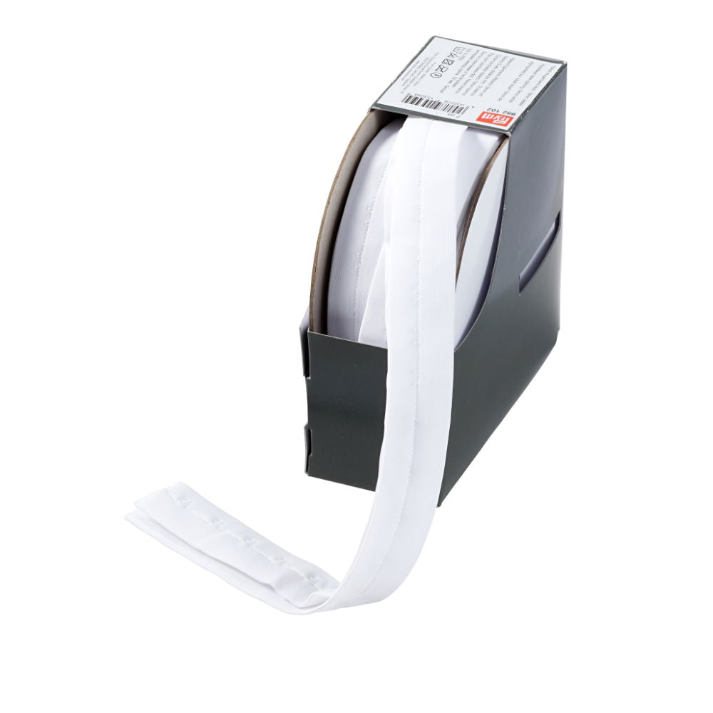 P992102 - Hook/Eye Tape hook spacing 19mm white x 7m