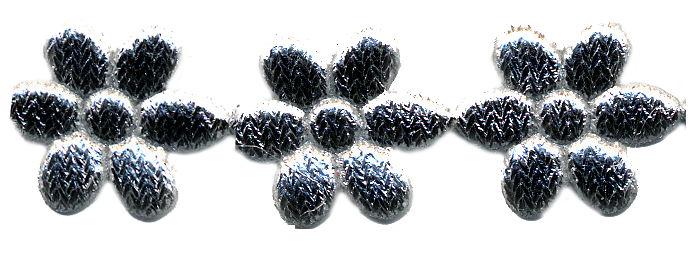 PADC-DS - PADDED TRIM DAISY SILVER