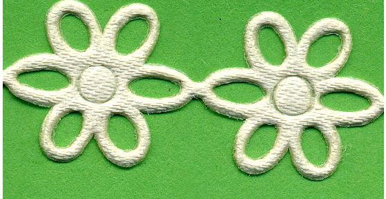 PADC-OCR - PADDED TRIM OPEN FLOWER CREAM