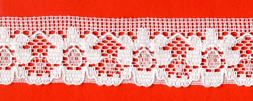 RE42701W - LACE SPOT 25MM (1 INCH) WHITE FLAT **15m REEL**