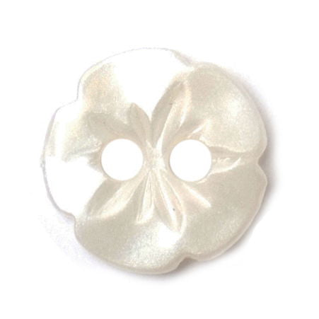 S0073 - SEHLBACH B BUTTON 2 HOLE FLOWER PEARL WHITE 12MM X40