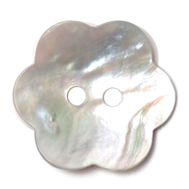 S1726 - SEHLBACH B BUTTON MOTHER OF PEARL FLOWER 21MM X15
