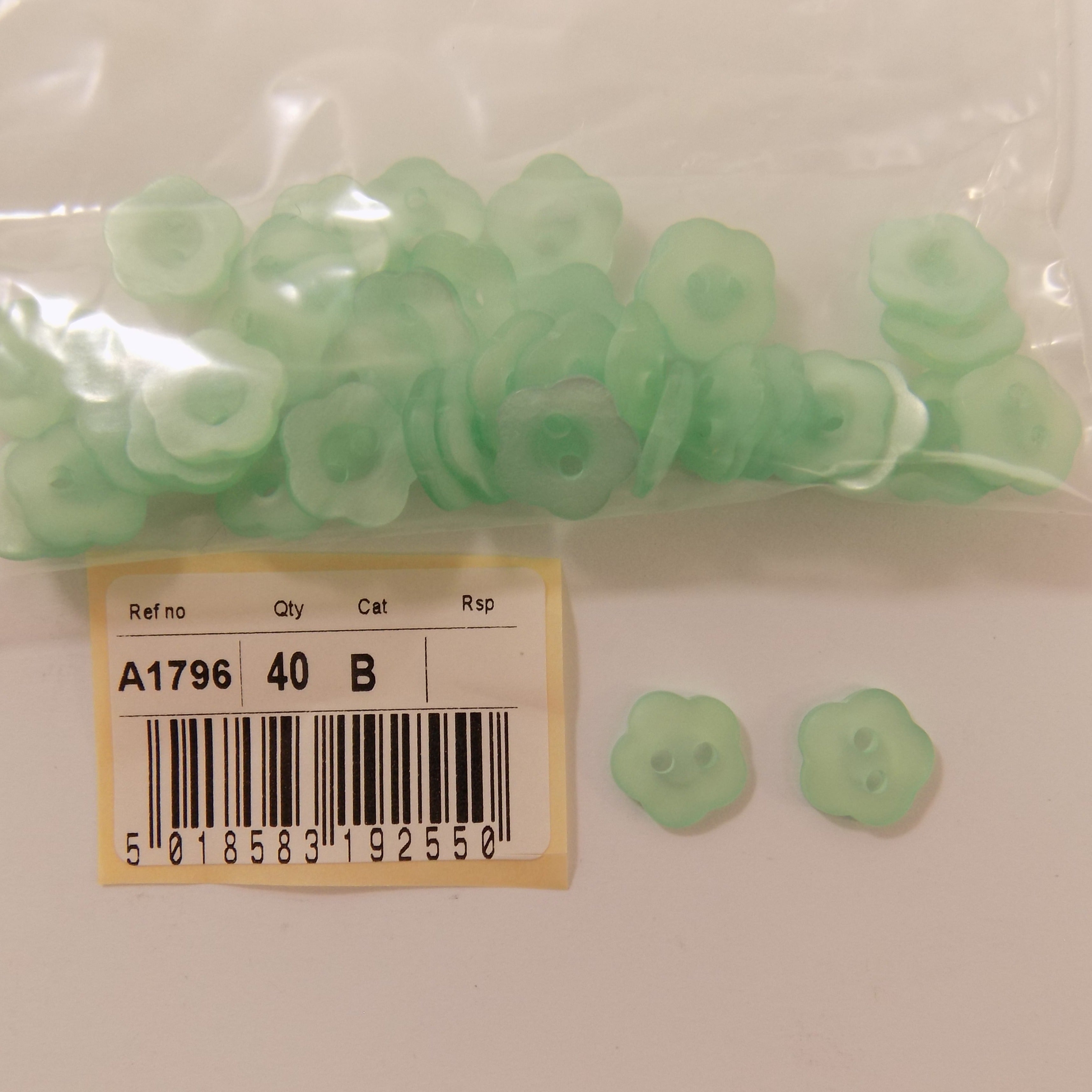 S1796  **SEHLBACH B BUTTON FLOWER-S GREEN X40