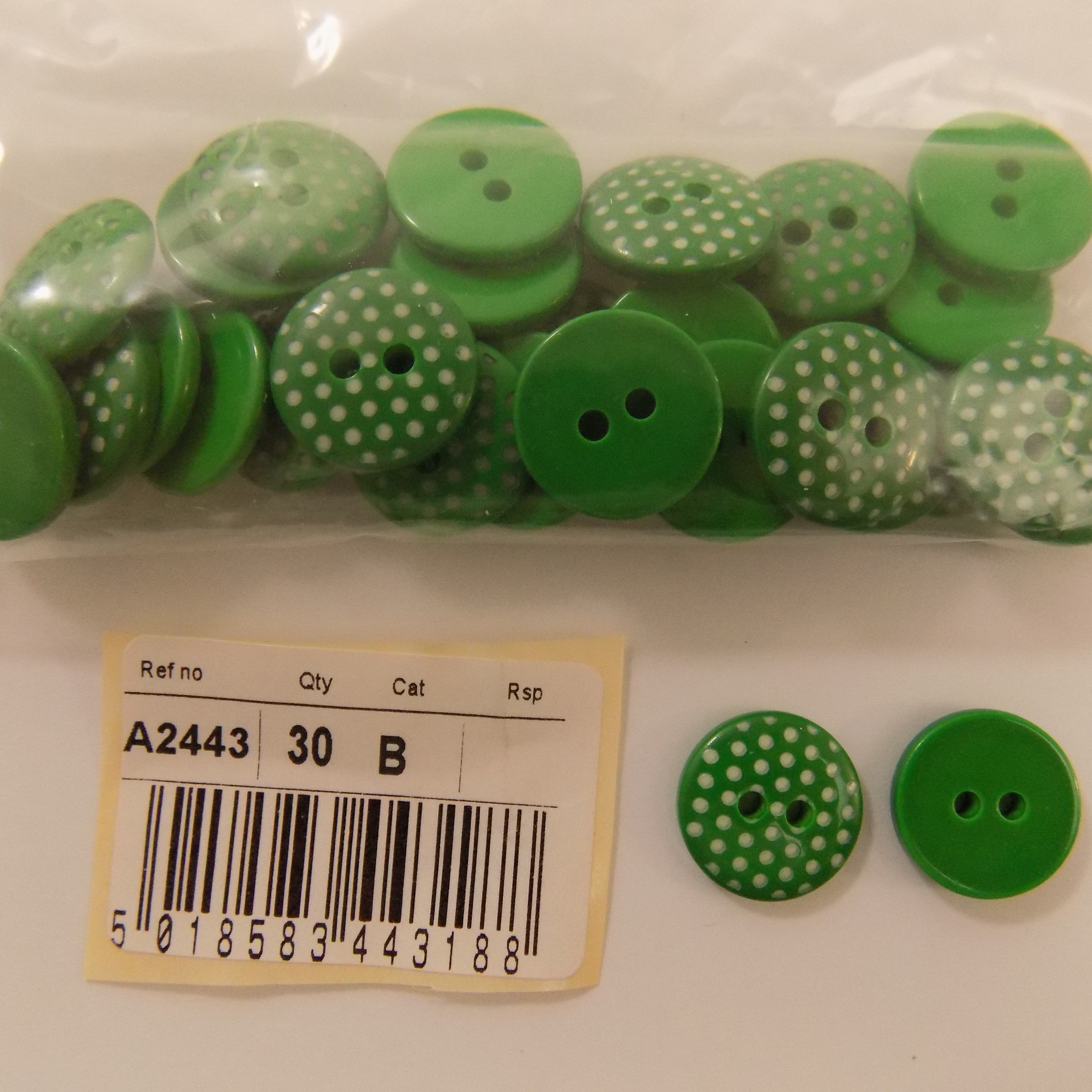 S2443  **SEHLBACH B BUTTON GREEN/ WHITE SPOTS X 30