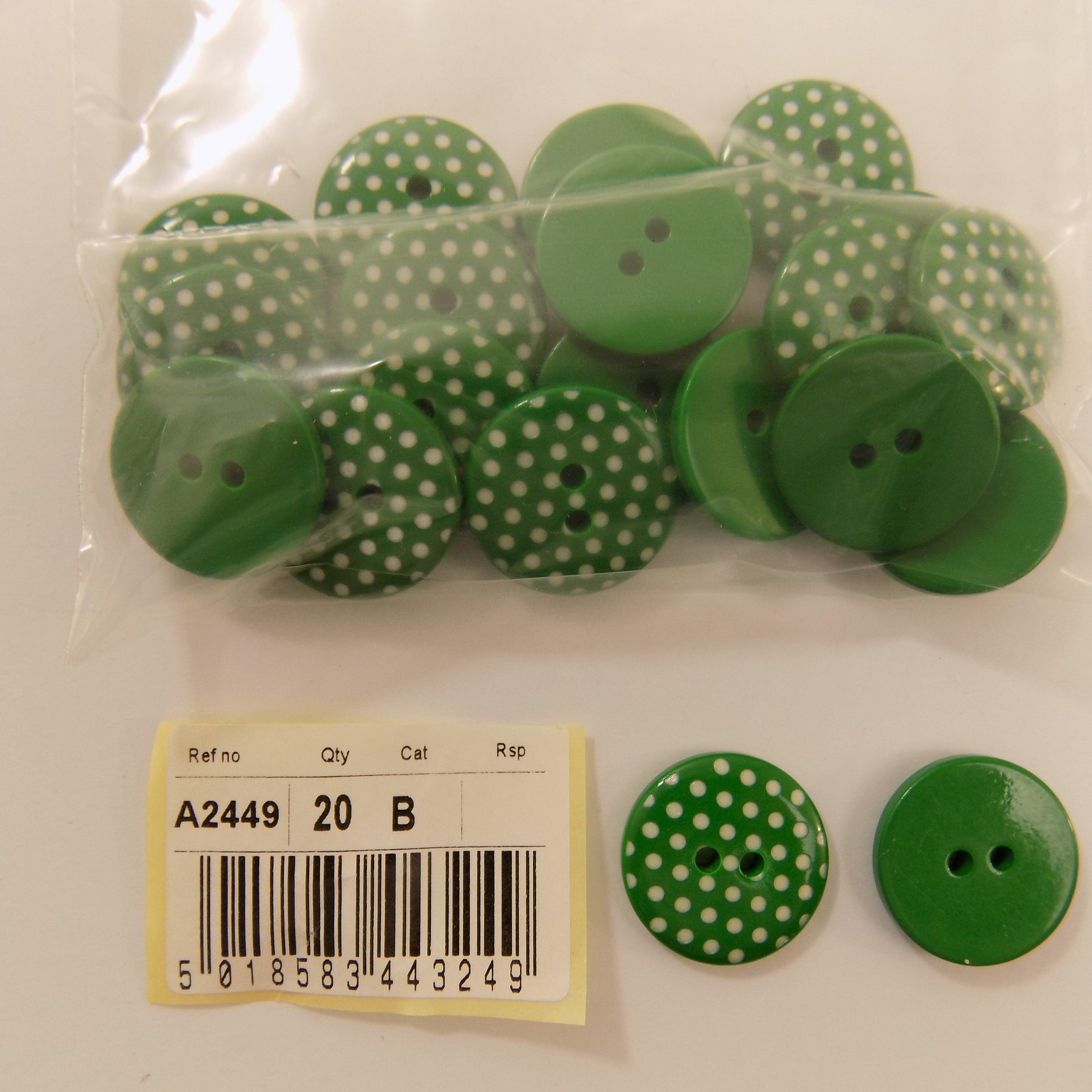 S2449  **SEHLBACH B BUTTON GREEN/WHITE SPOTS LARGE X 20