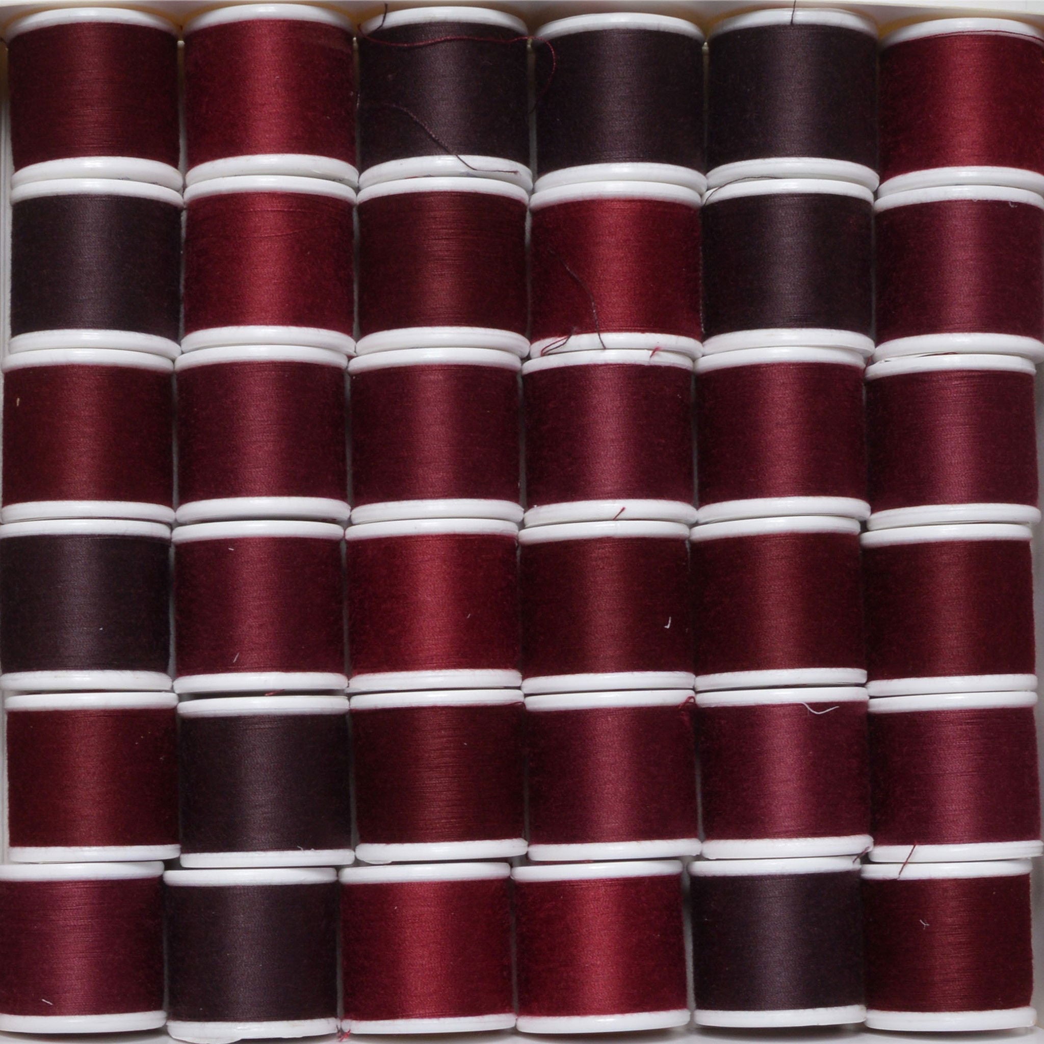 SAN36-M - SANDELON 3 THREAD 100m 36 X MAROON'S