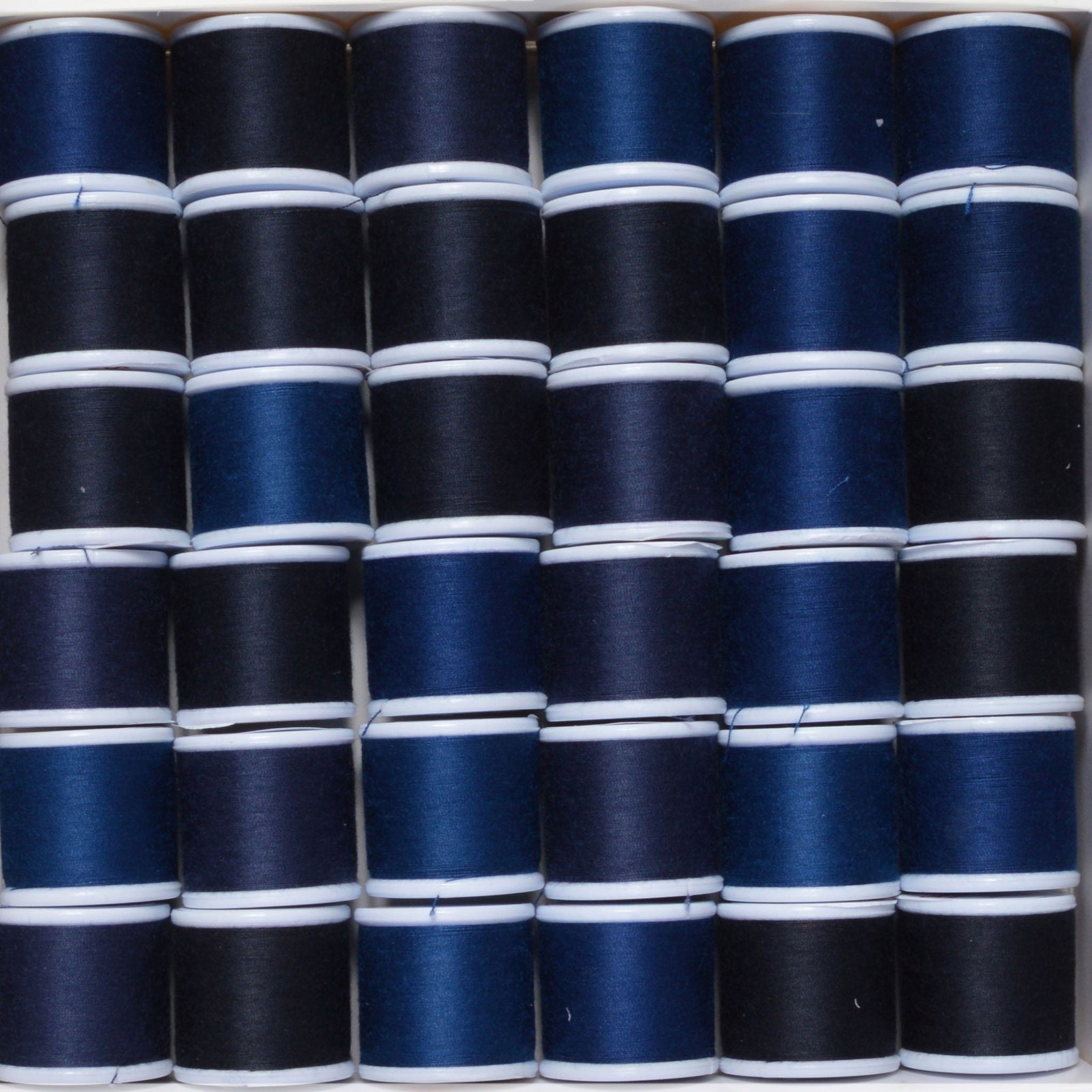 SAN36-N - SANDELON 3 THREAD 100m X 36 NAVYS