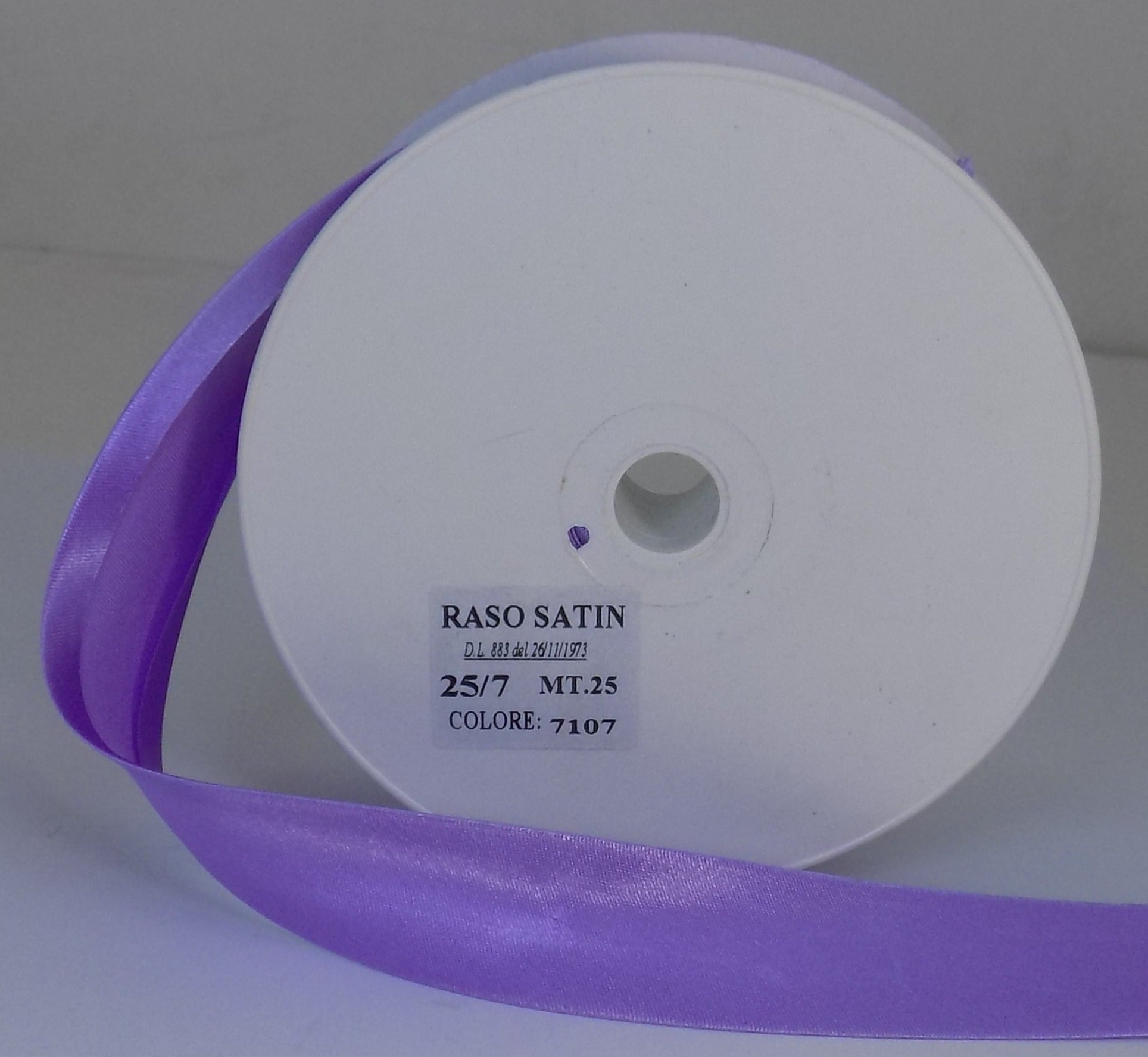 SB25-7107 **SATIN BIAS BINDING 25MM 7107 GRAPE