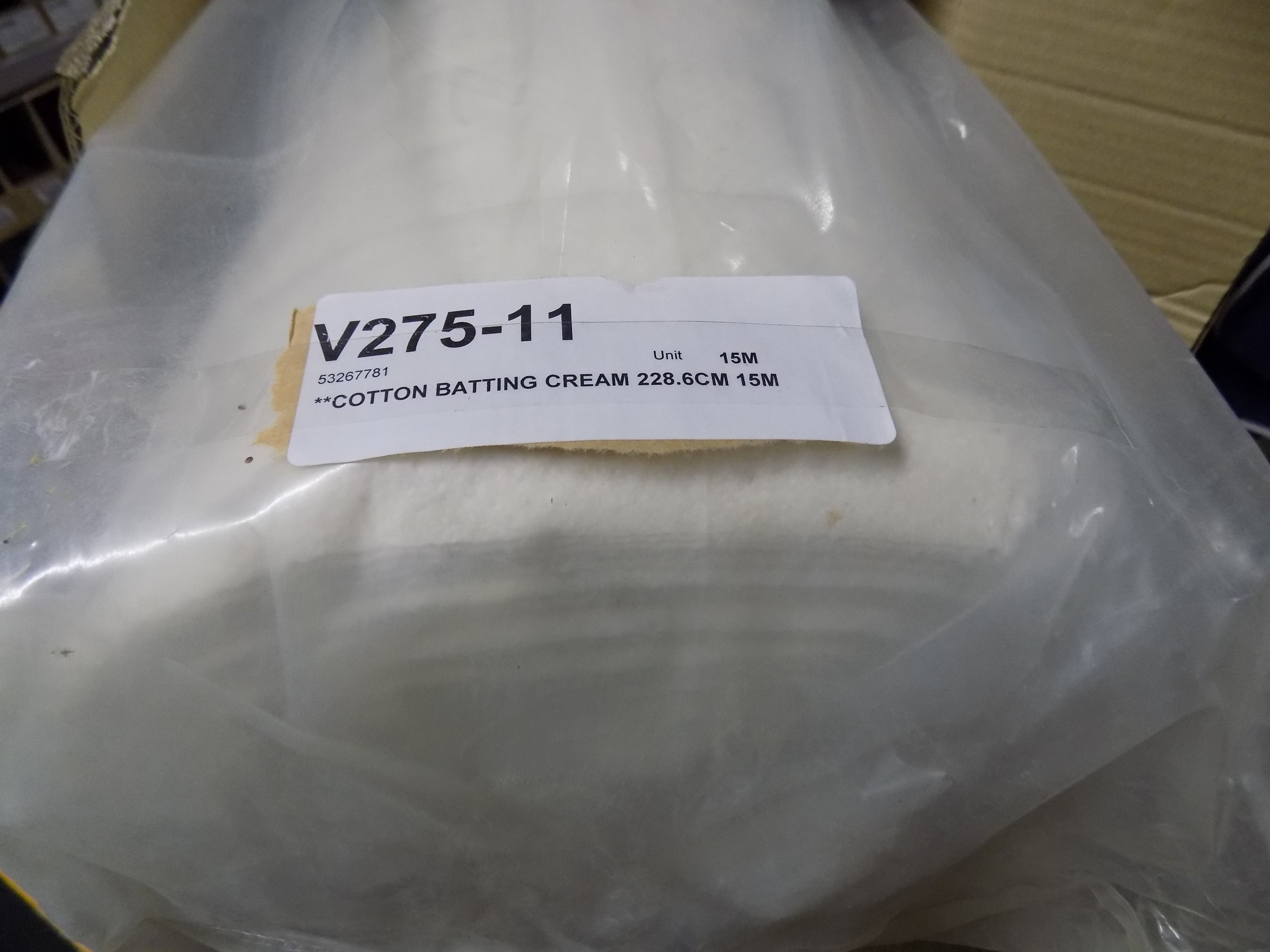 V275-11  **COTTON BATTING CREAM 228.6CM 15M