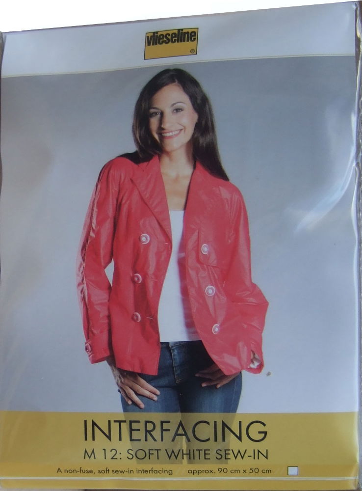 V962 - M12 INTERLINING MEDIUM SEW IN WHITE 90cm x 50cm