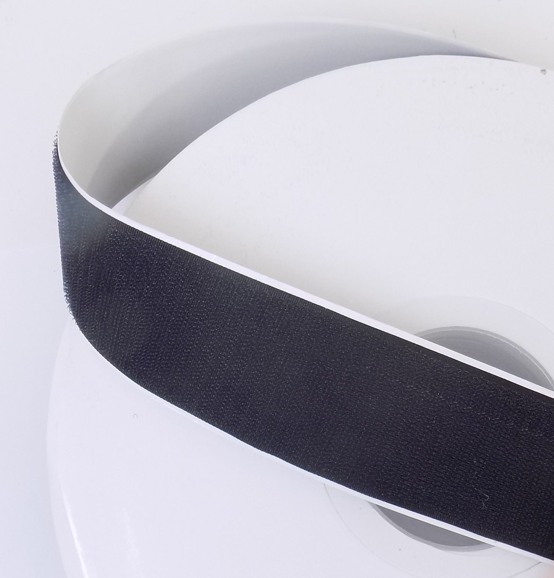 VB50STH-B  BULK *50MM*  STICK ON HOOK ONLY BLACK 25M