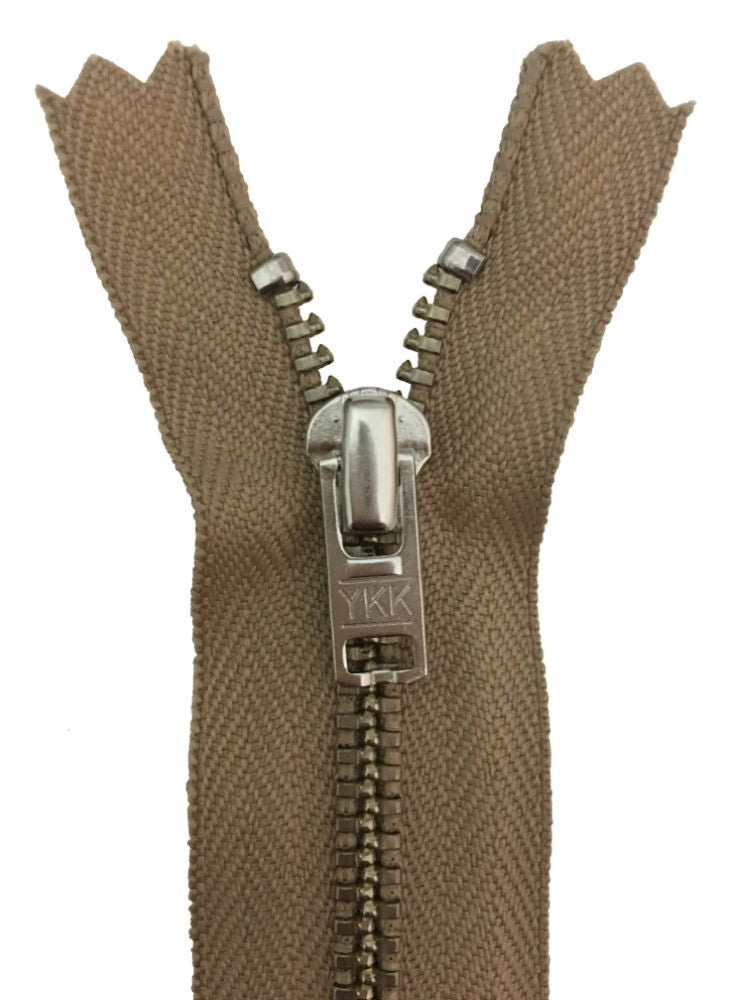 YGNC456-9-573 - YKK METAL TROUSER ZIP 9 inch 23 cm 573 DK BEIGE