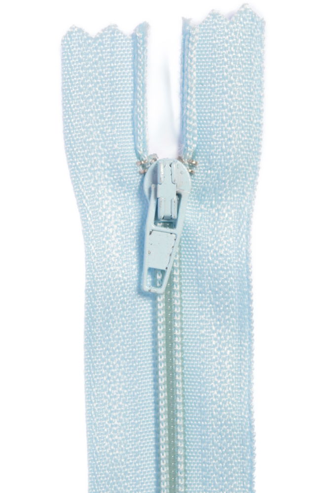 ZCE16-319 - ZIP AUTO CLOSED END 40 cm C542 SKY BLUE