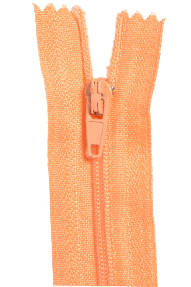 ZCE18-152 - ZIP CLOSED END 45 cm C114 PEACH