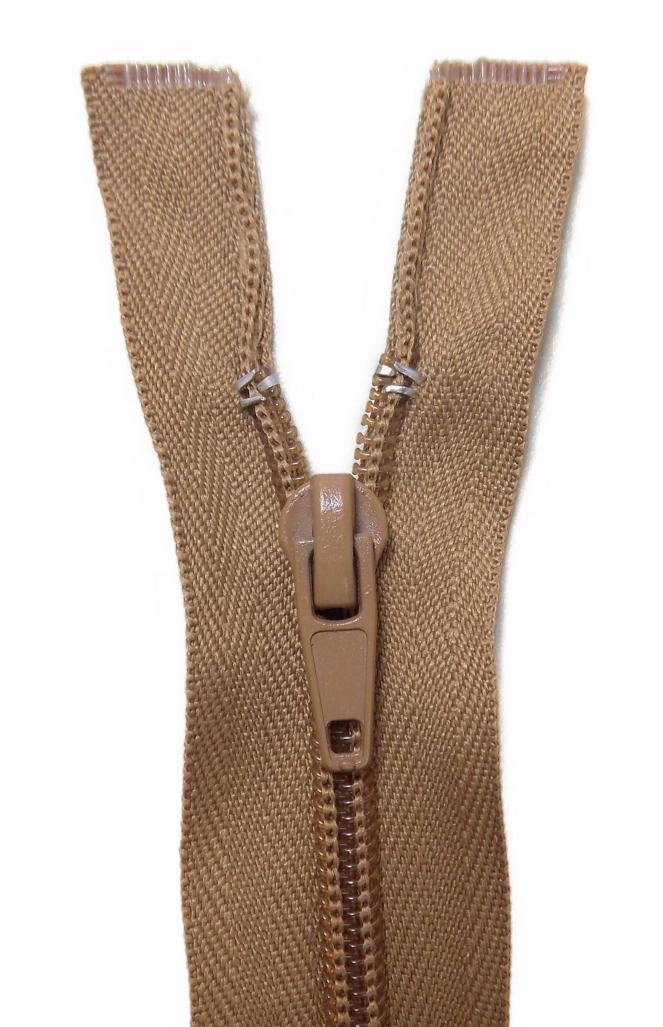 ZOE20-093  ZIPS OPEN END (AUTO) 50 cm C093 DARK BEIGE