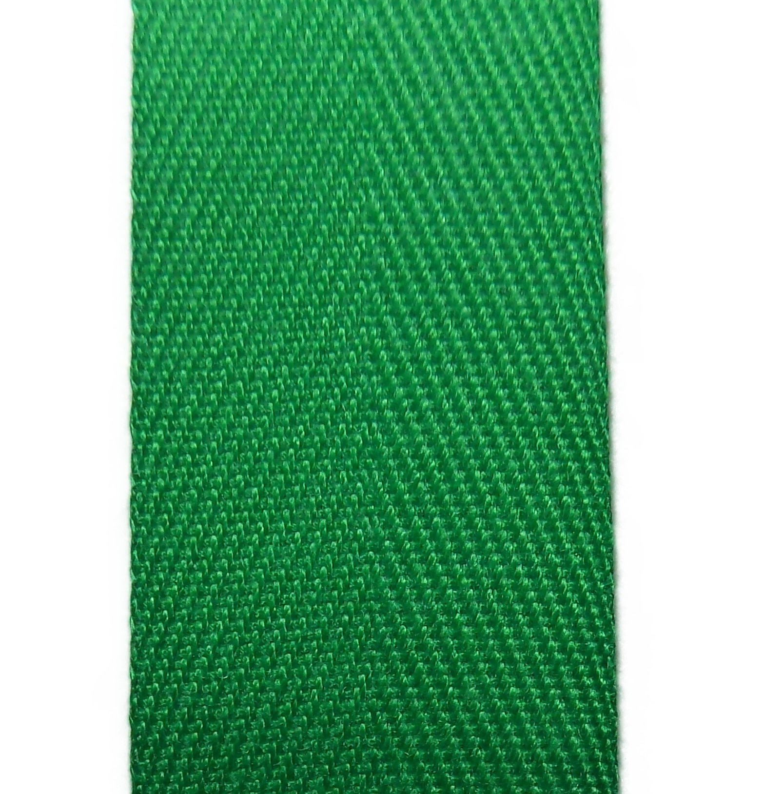 TW6-580  POLYESTER SINGLE TWILL TAPE EMERALD 6mm x 100 yards Herringbone